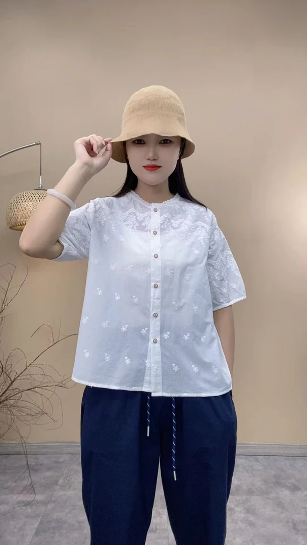 法式重工刺绣休闲时尚百搭宽松文艺夏季短袖衬衫