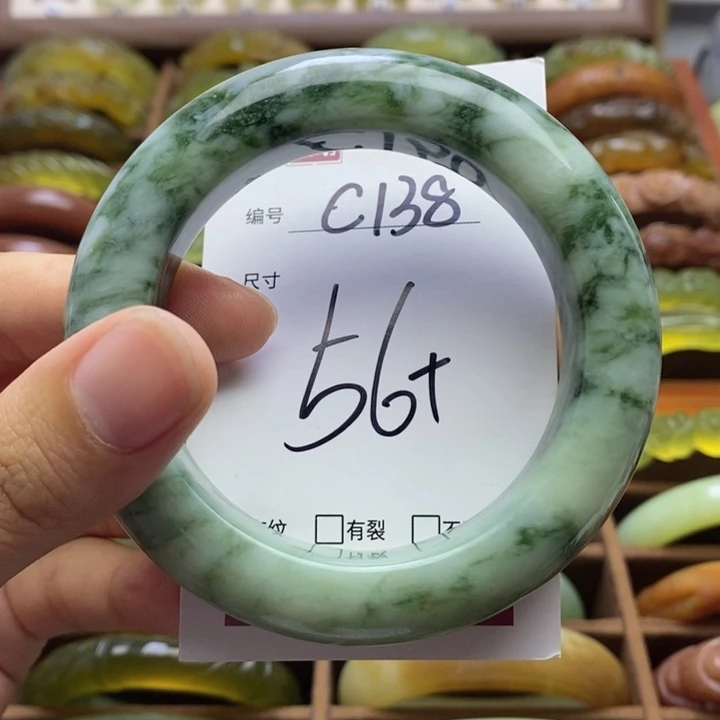 未镶嵌透闪石-蛇纹石玉手镯