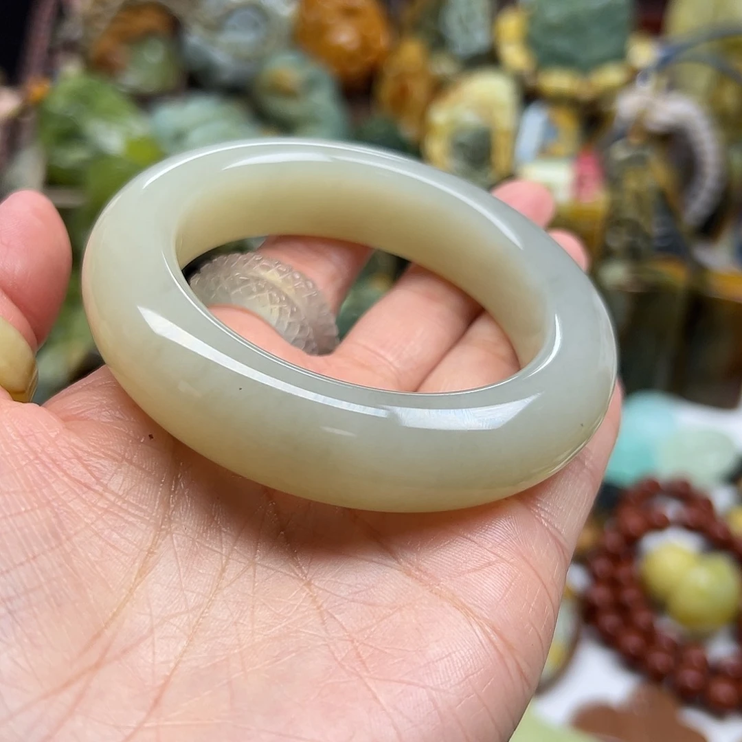 岫玉未镶嵌颈饰泓****ì岫玉灰冰56