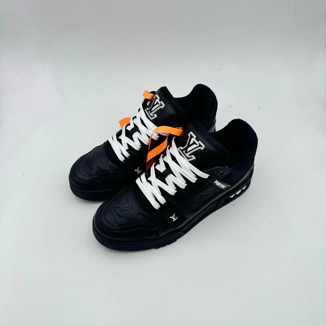 95新 LouisVuitton/路易威登 40.5码黑武士 trainer98新vv1479