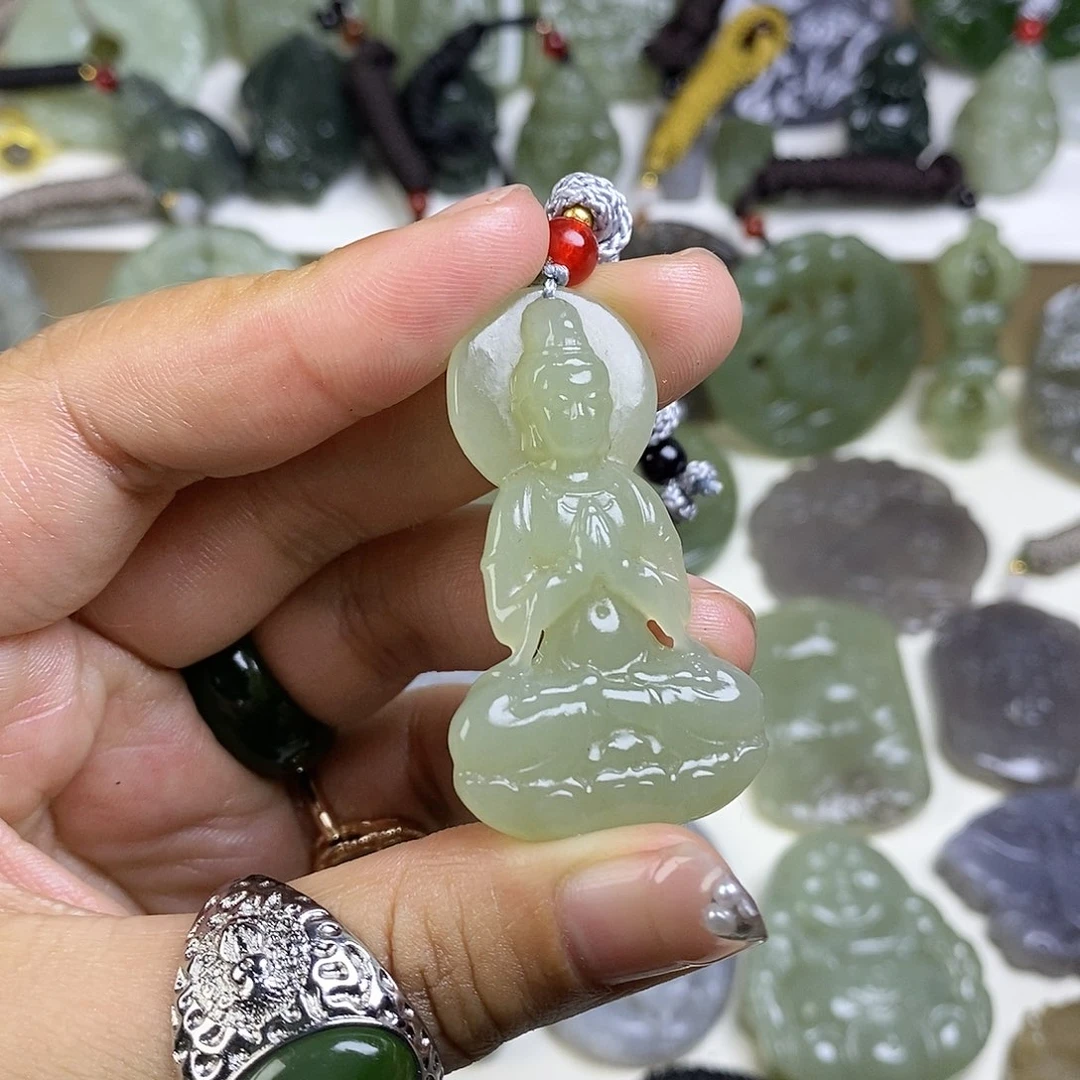 和田玉吊坠未镶嵌