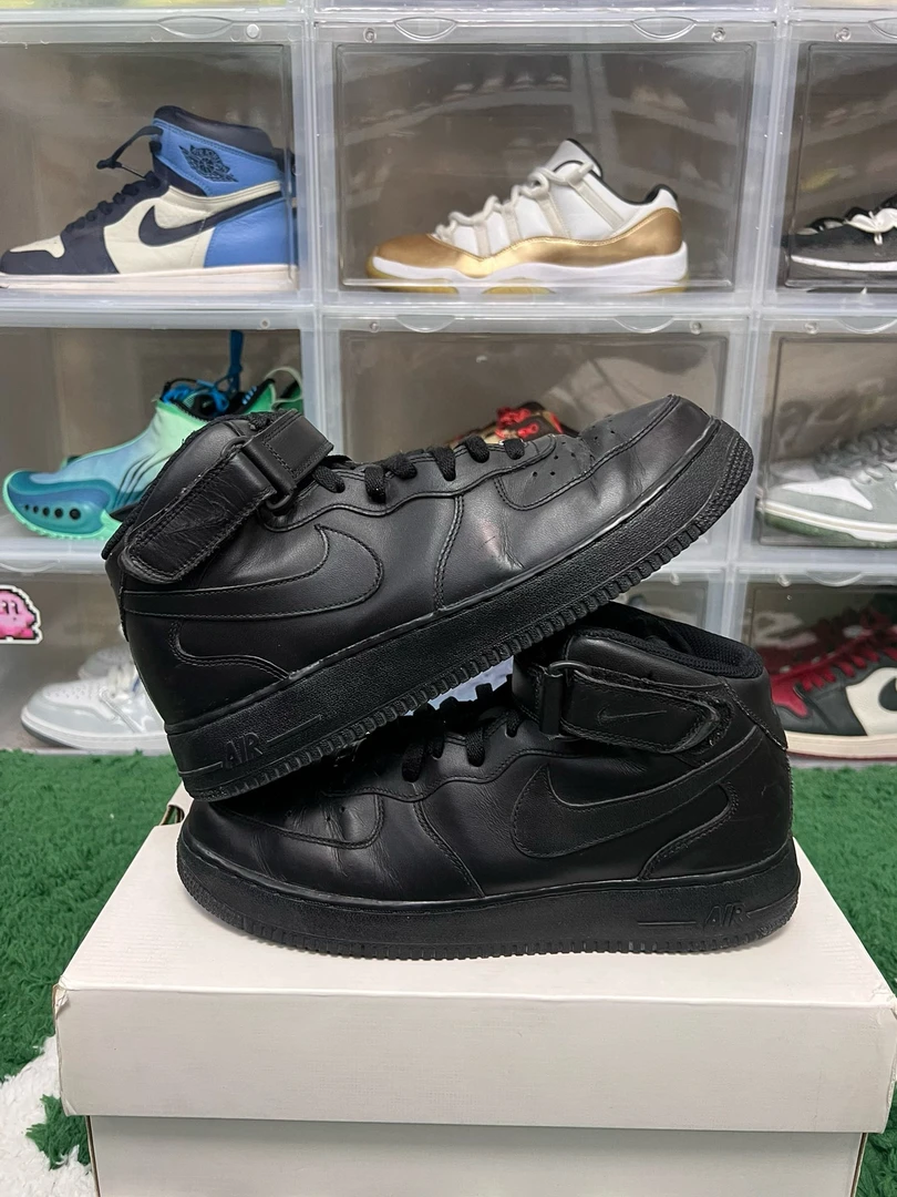 90新 maje 44码/af1黑武士休闲鞋/二手正品/鞋头磨损