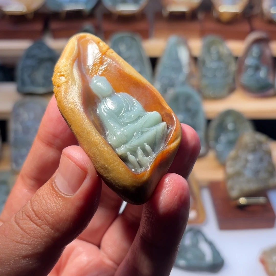 陈***钱定制翡翠未镶嵌佛