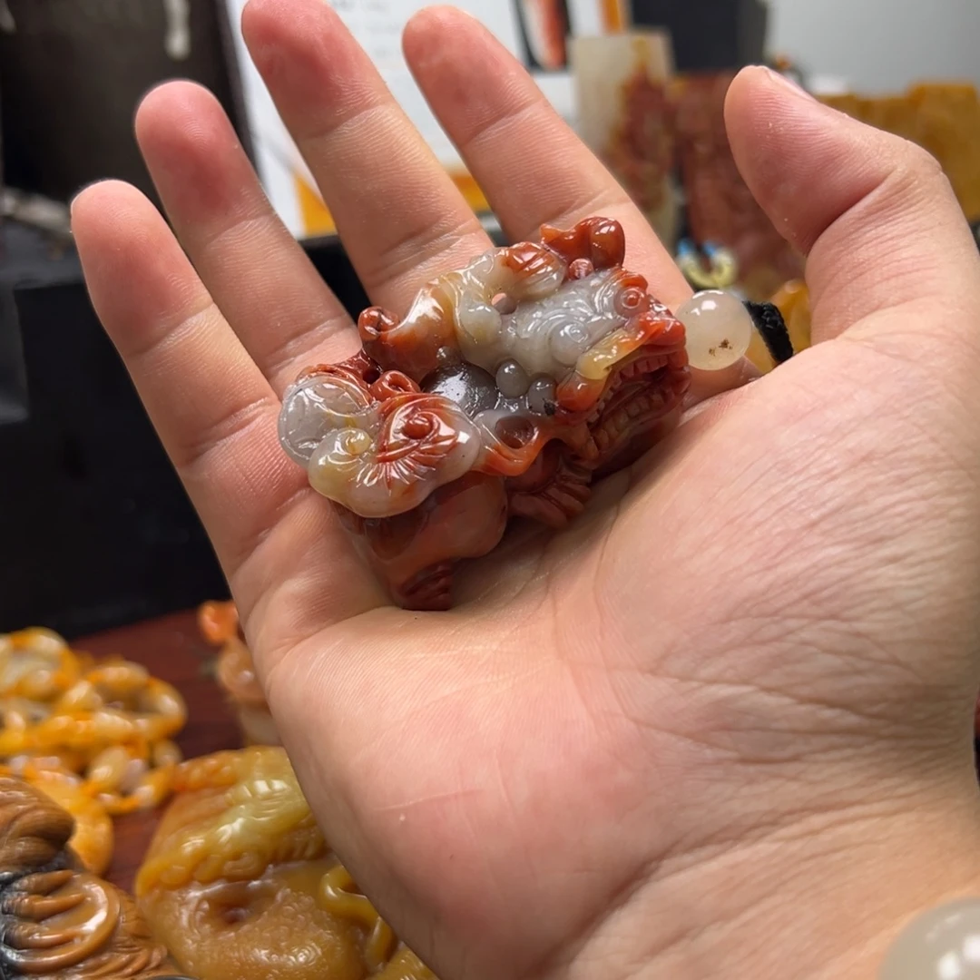 石英质玉（黄龙玉）未镶嵌多样性发货，发其一