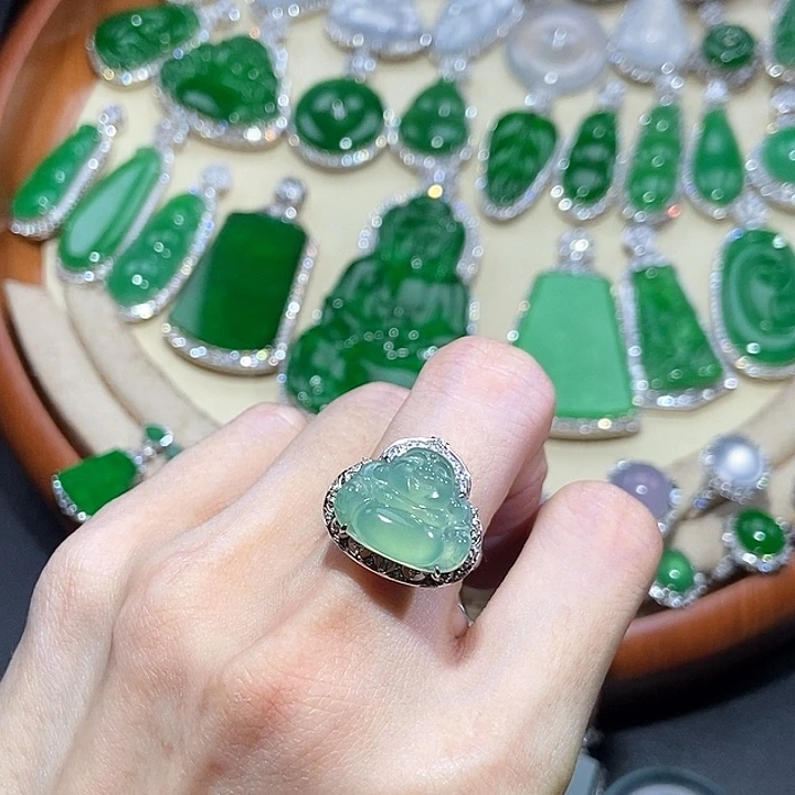 18K金镶嵌手链翡翠戒指 吊坠