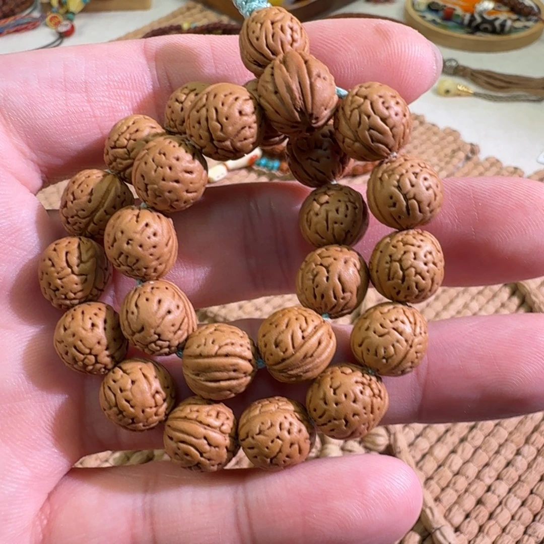 桃核手串下水无修、无黄、无泡药