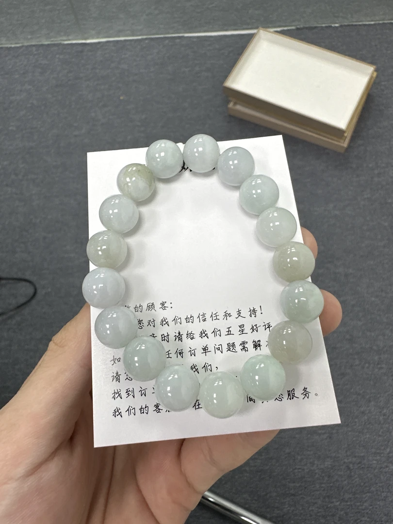 纯天然缅甸a货翡翠手串3