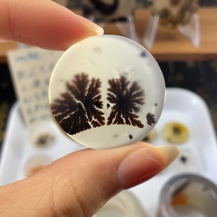 玛瑙/玉髓未镶嵌牌子