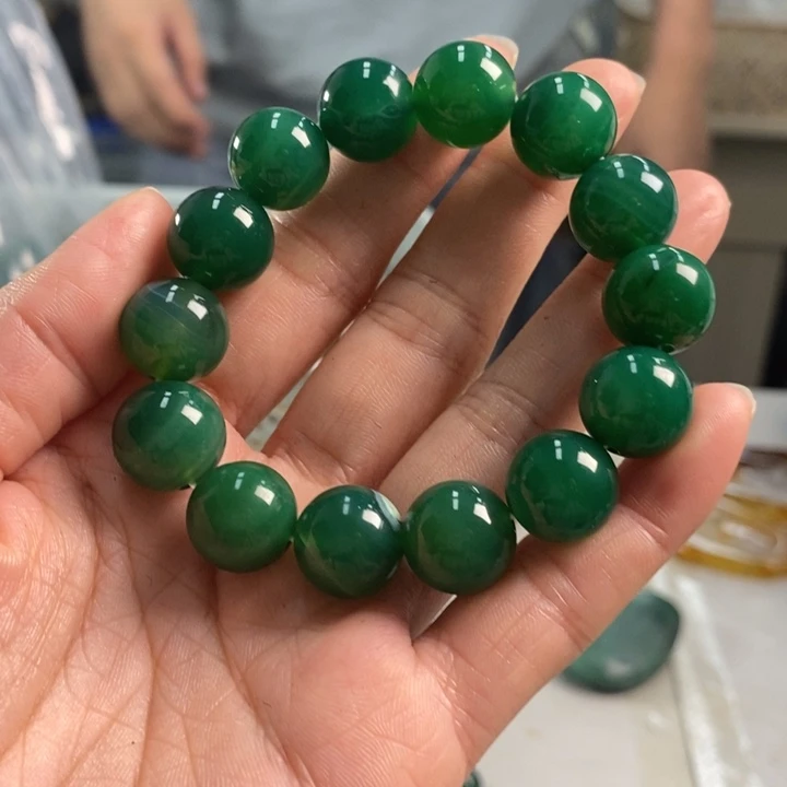 玛瑙/玉髓手串未镶嵌