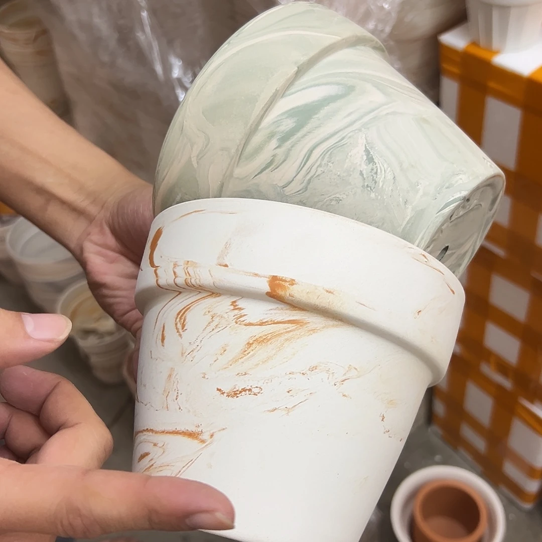 微瑕玛奇朵15口13高2个（红+绿）