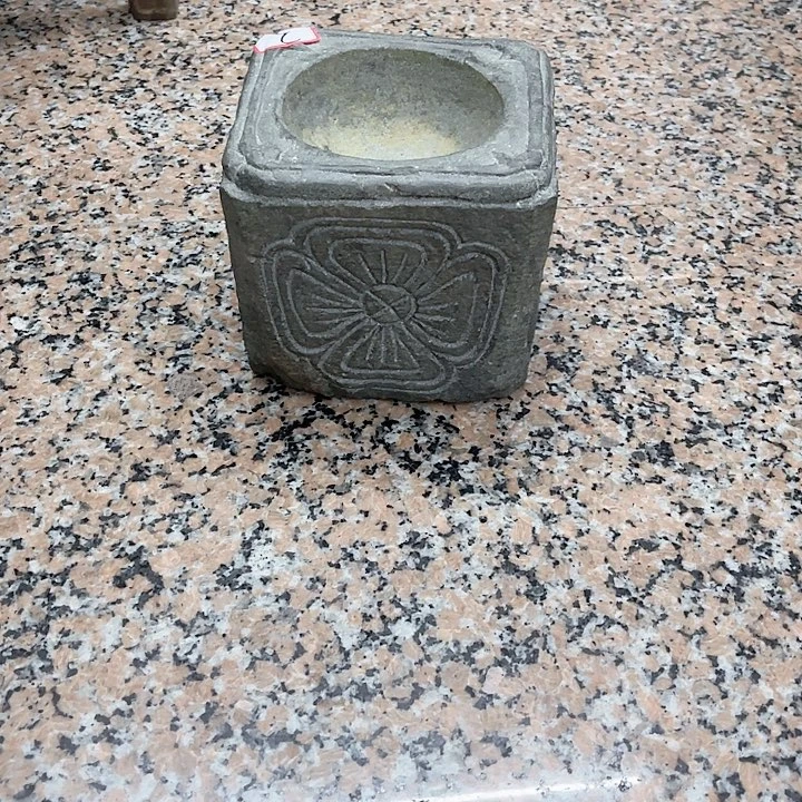莆***店砖雕方石臼摆件很漂亮