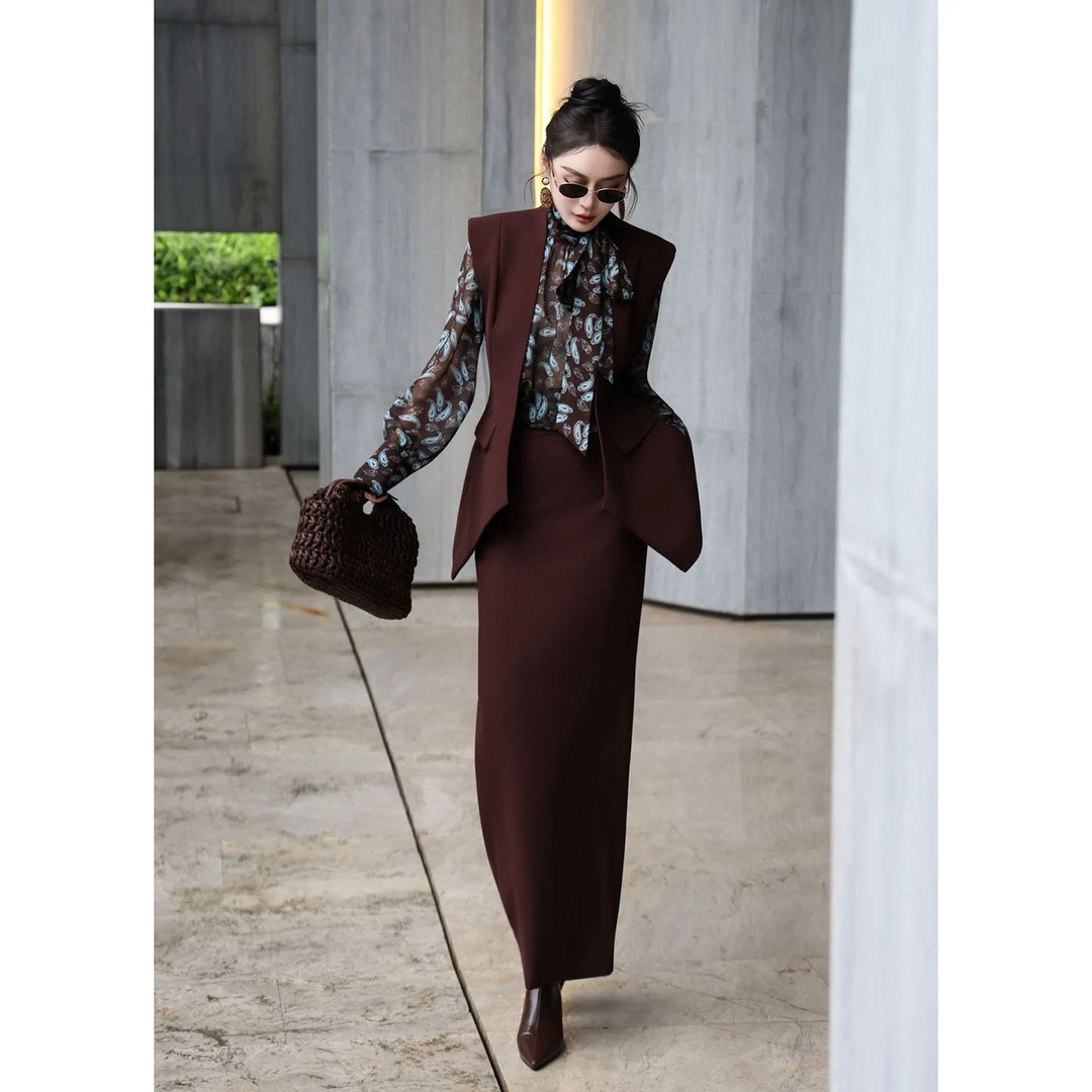 2025早秋新款西装马甲+蝴蝶结花衬衫+半身裙气质通勤女套装三件套
