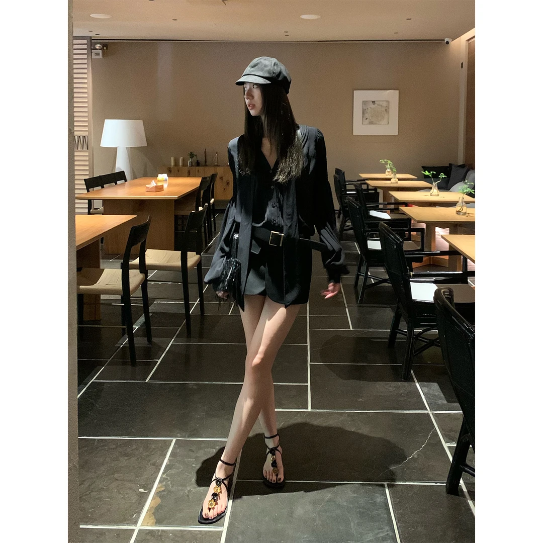 Gakee【黑胶假日】夏季黑色修身百搭设计感a字裤裙 K34469GK52