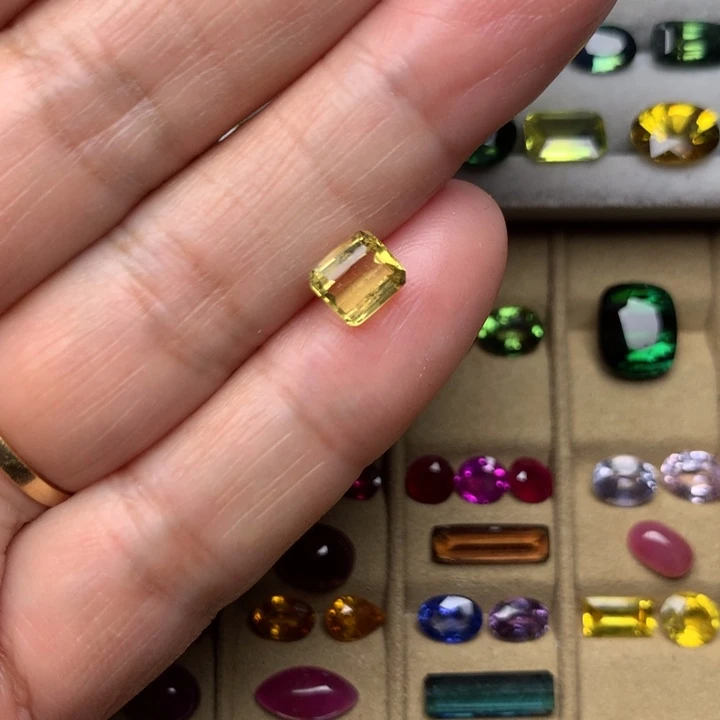 裸石海蓝宝石裸石规格