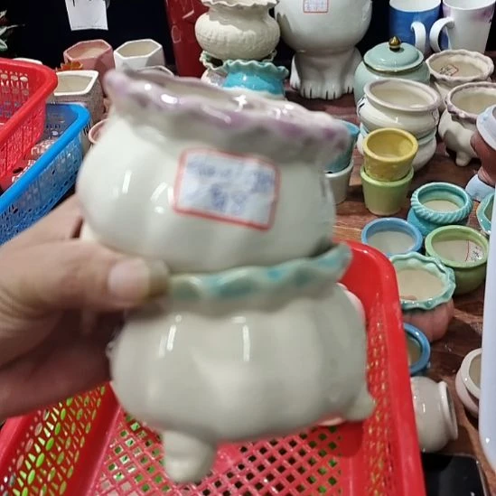 微瑕陶瓷盆满12包邮