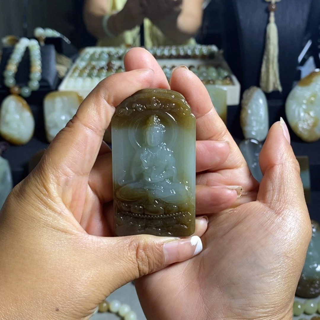 和田玉（糖玉）未镶嵌颈饰