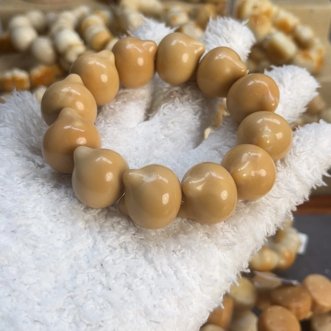 菩提根/象牙果吊坠12.21.27奶茶色猫头微瑕