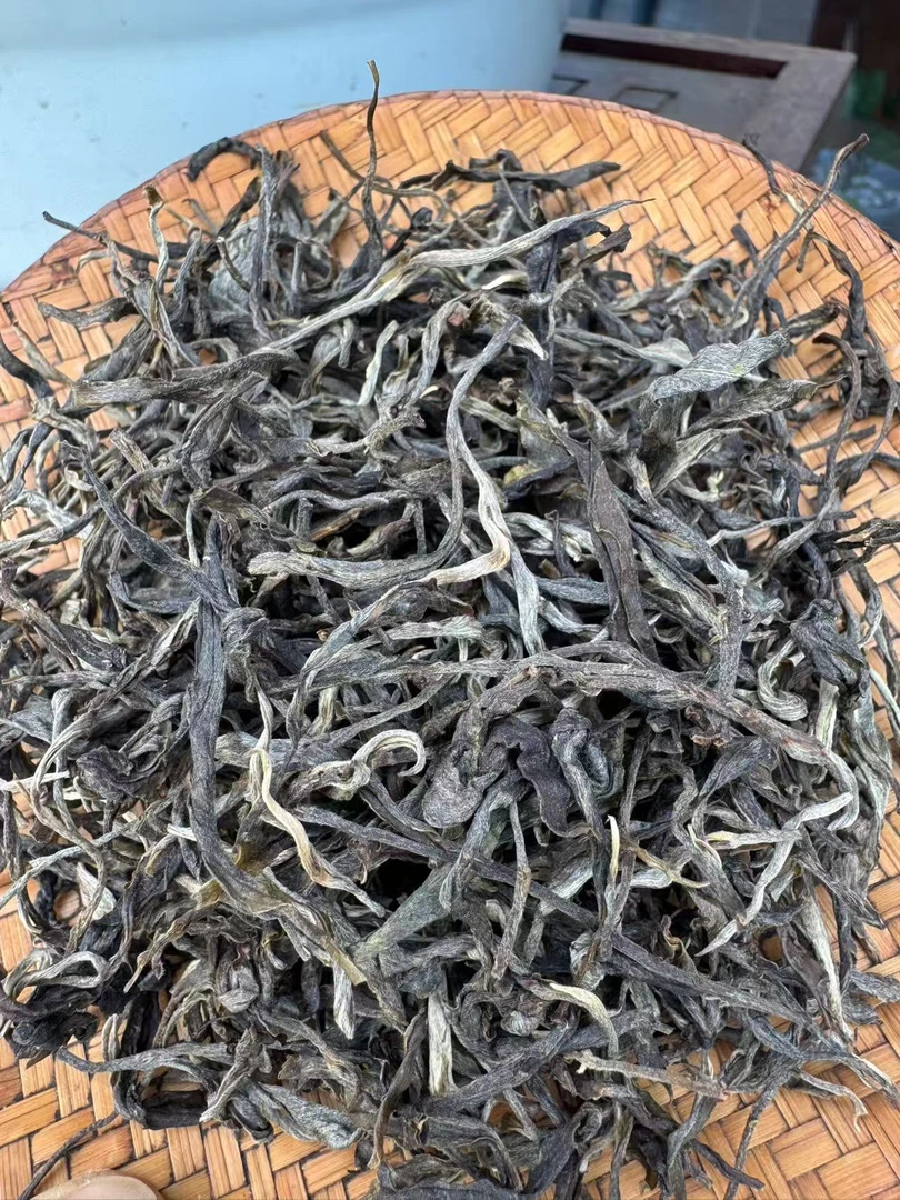 班盆200年古树生茶