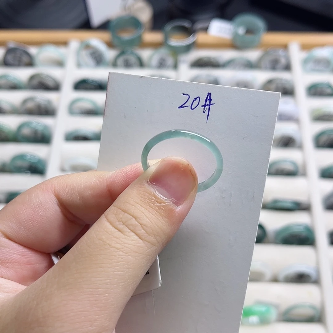 翡翠戒指未镶嵌戒指