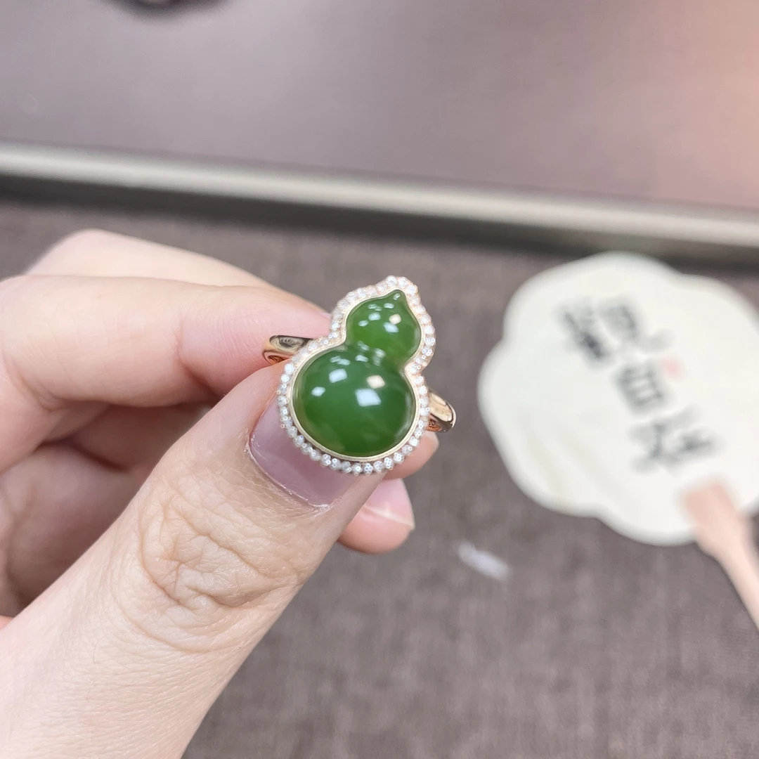 【碧玉葫芦戒指】和田玉碧玉葫芦戒指 18K金镶嵌 天然保真 俄料