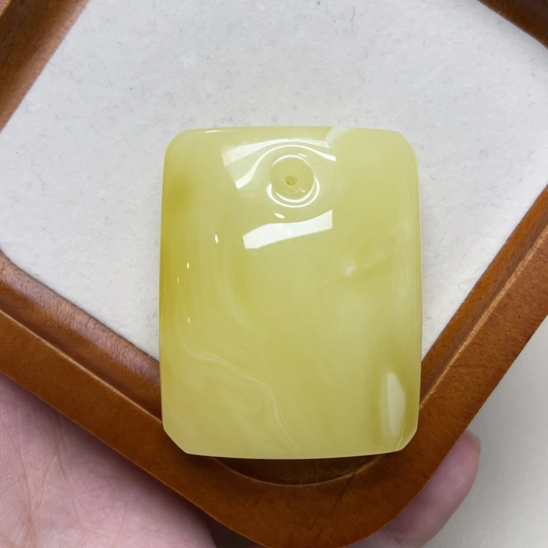 蜜蜡未镶嵌吊坠(赠链)蜜蜡方牌吊坠29.9g