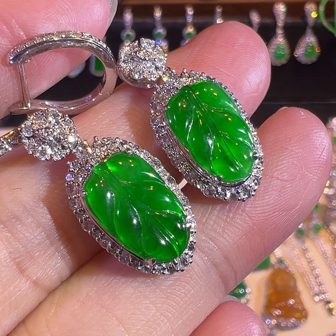 翡翠耳饰18K金镶嵌满色高冰阳绿叶子
