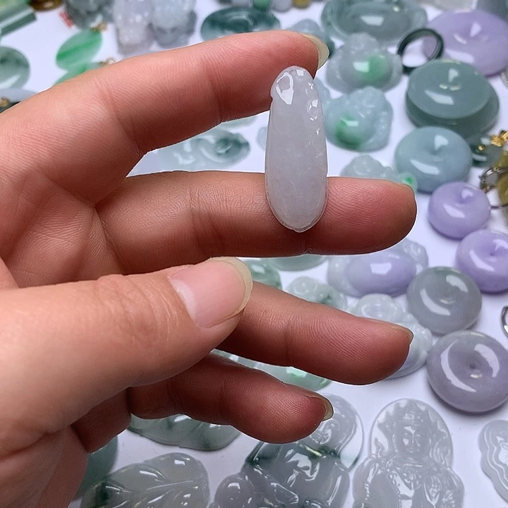 翡翠未镶嵌颈饰天然翡翠