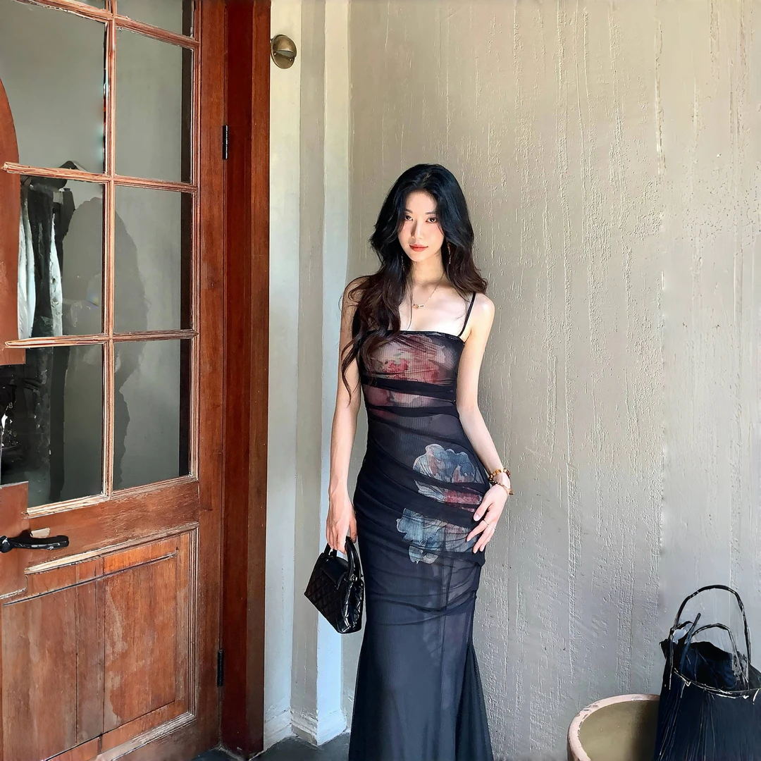 运补6-8r 夏季海边度假连衣裙修身显瘦气质高级感小妈裙包臀裙