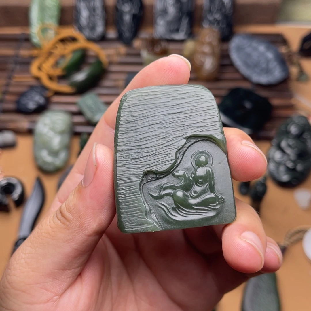 和田玉未镶嵌挂件