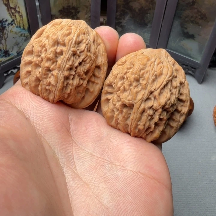 文玩核桃吊坠绣球40