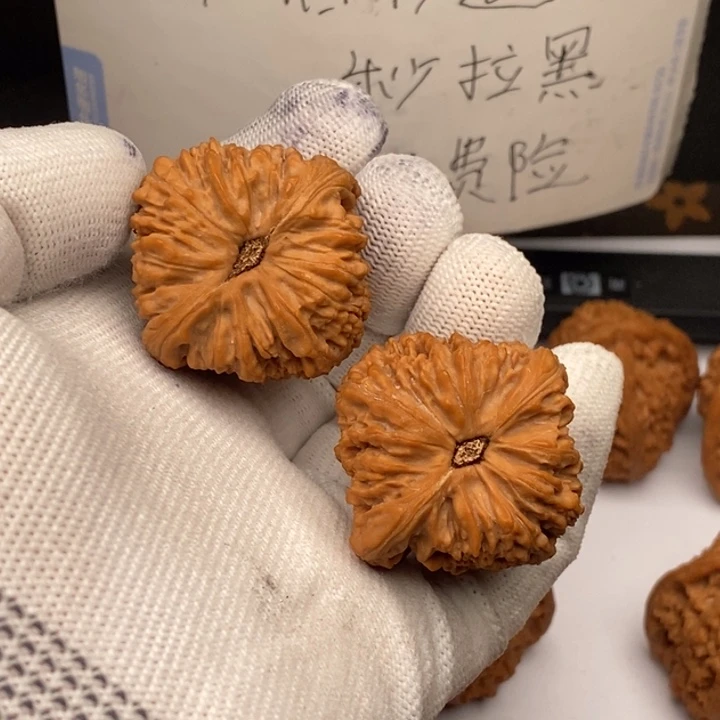 文玩核桃把件南疆石39