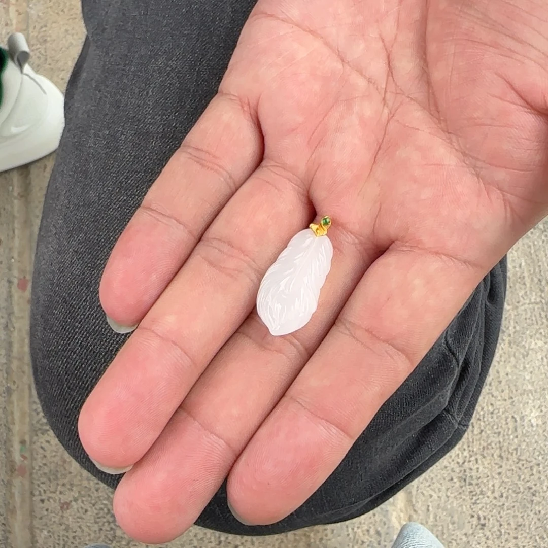 和田玉18K金镶嵌颈饰