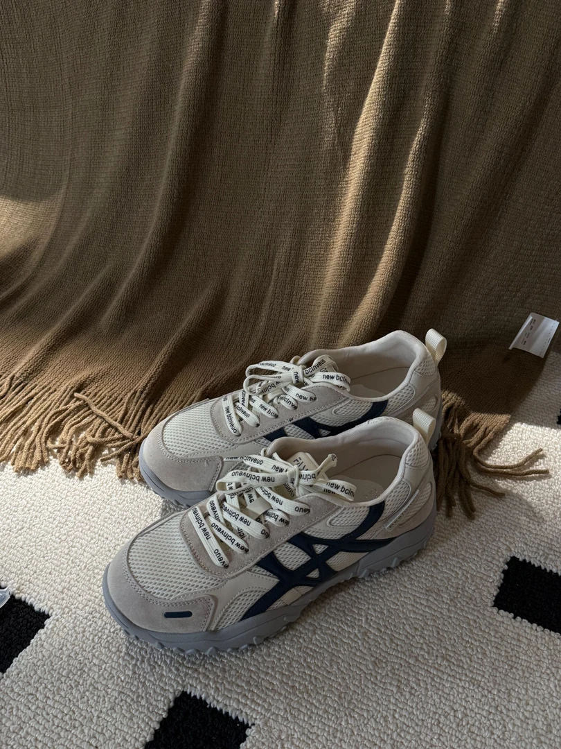 仓美美女装-抽绳网面设计休闲鞋（正码正拍！半码脚拍大！）3CM高