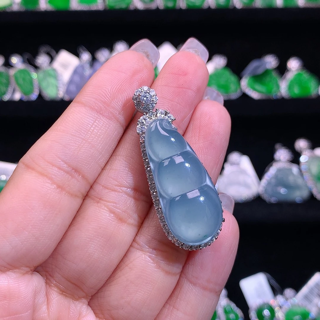 【闪购商品】颈饰银S925镶嵌翡翠