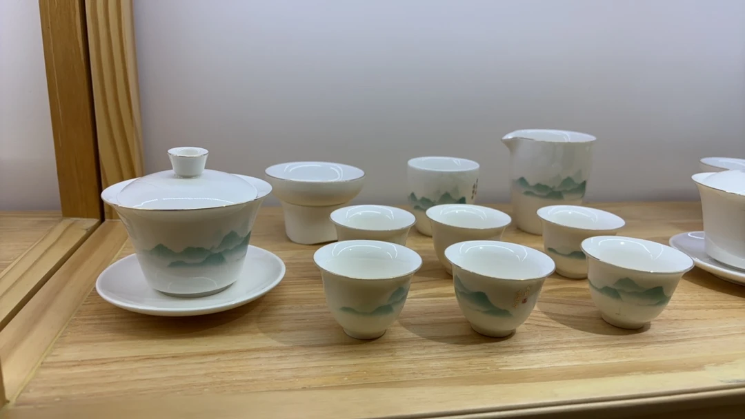 高端羊脂玉瓷 会当凌绝顶13头