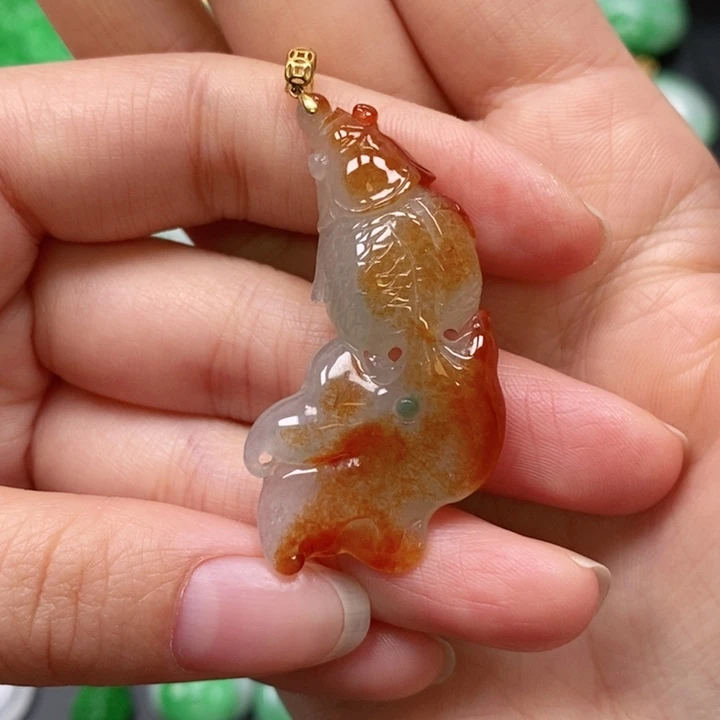 翡翠颈饰未镶嵌吊坠