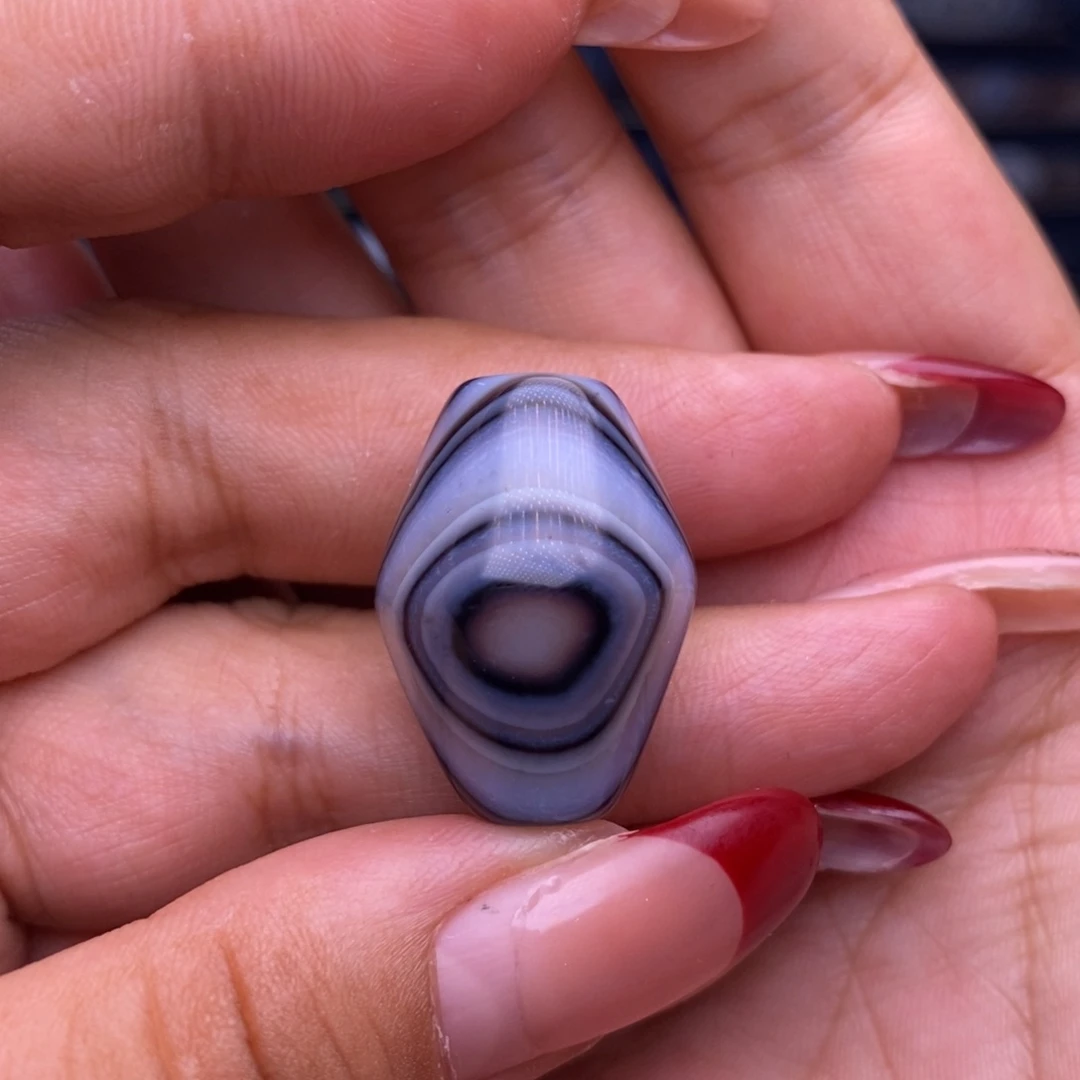 玛瑙/玉髓未镶嵌珠宝半成品