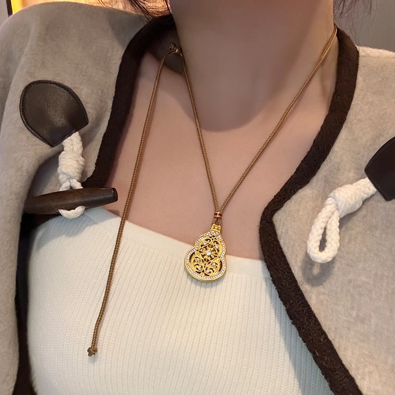 oushipei/欧诗佩 铜合金合成锆石项链 新中式镂空镶钻葫芦项链女