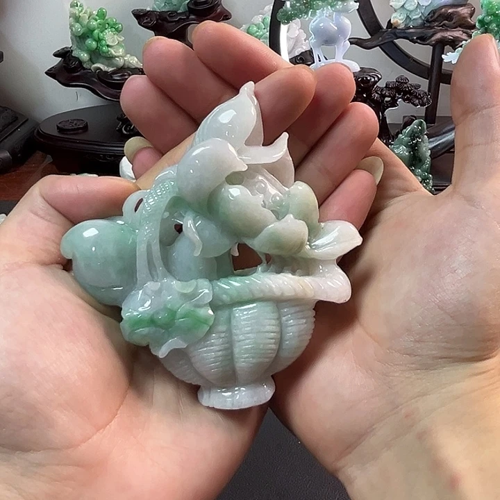 翡翠未镶嵌摆件翡翠