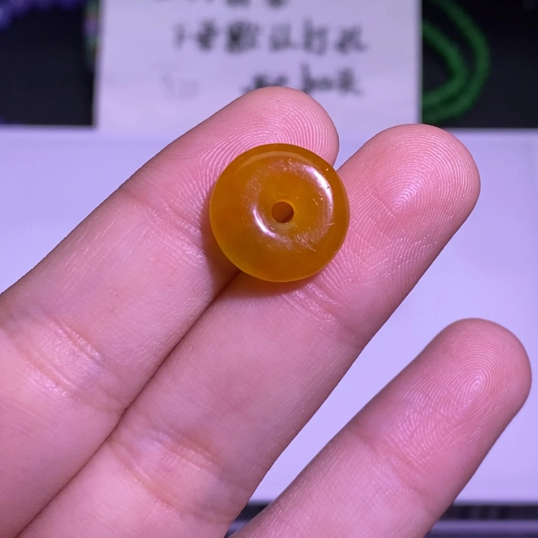 翡翠未镶嵌颈饰吊坠