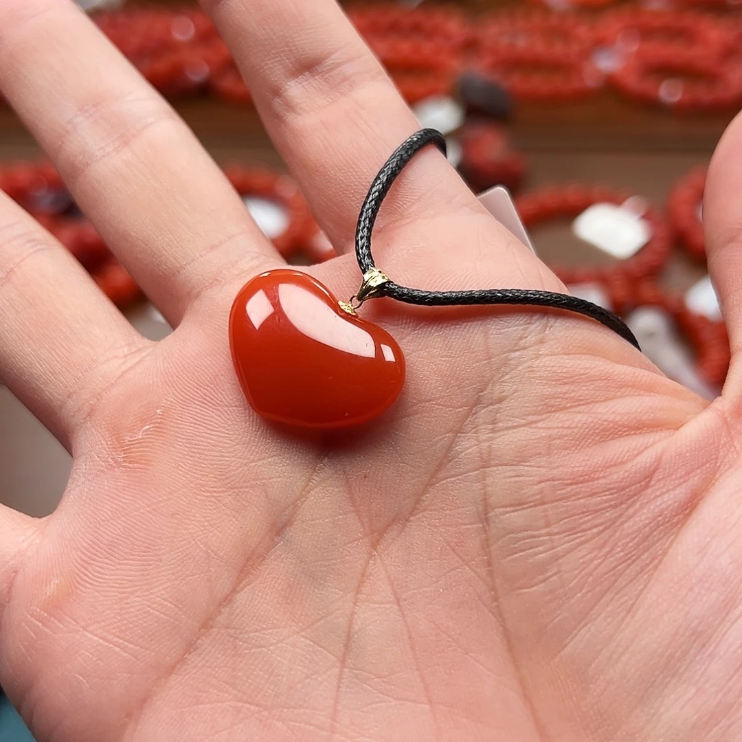 南红玛瑙18K金镶嵌手串原矿爱心
