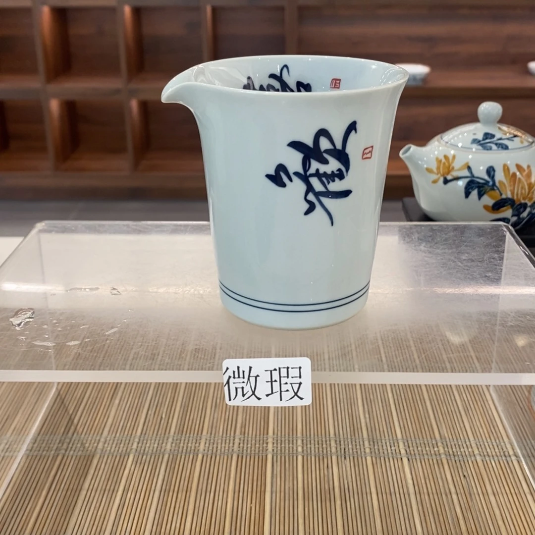 釉下手绘茶具微瑕手工绘制