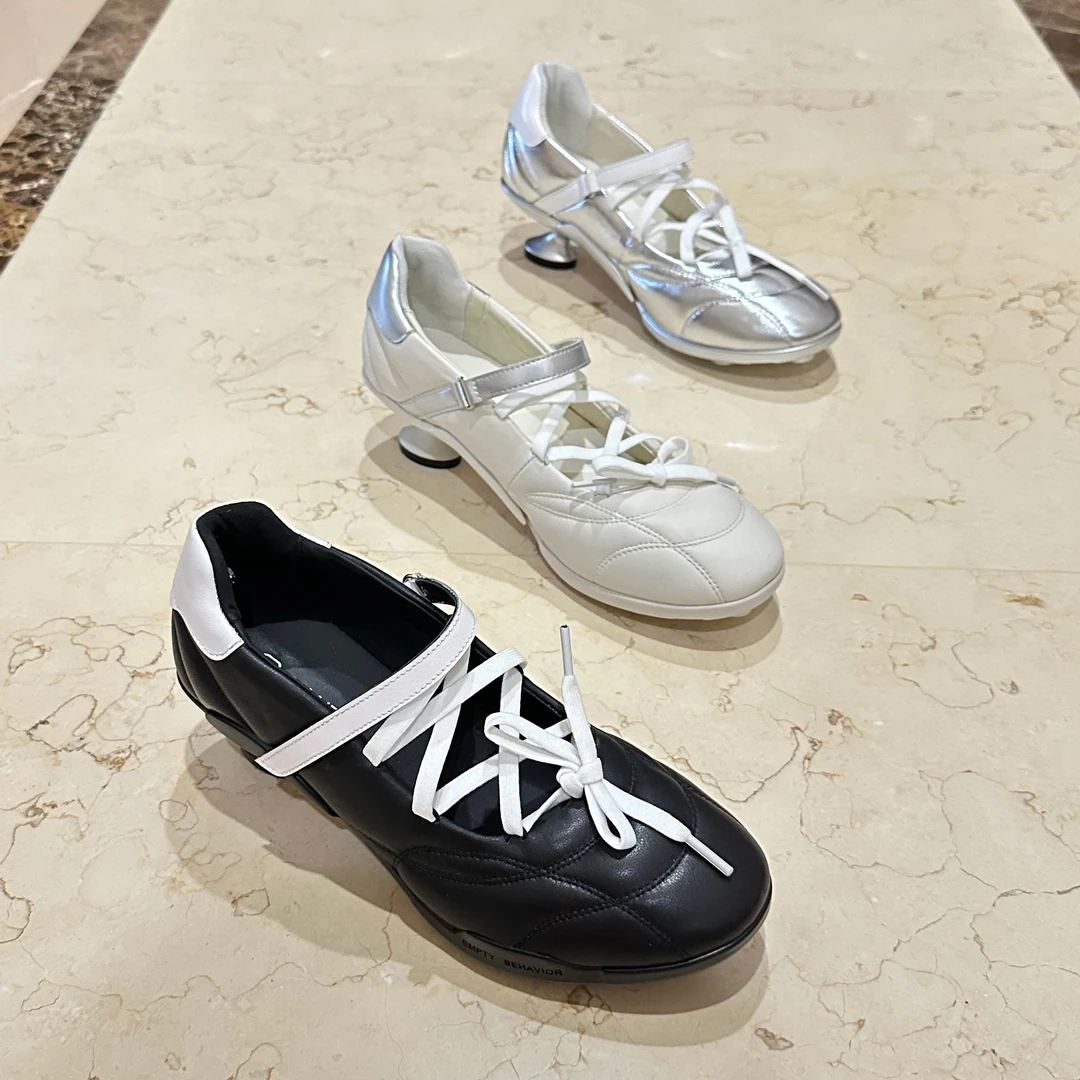 【映昔】25早春新款时尚圆头羊皮百搭真皮时尚休闲运动大底玛丽珍鞋