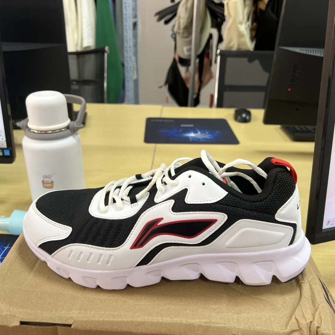 《B品以直播展示为准》（X181）同脚左脚 李宁跑步系列时尚透气运