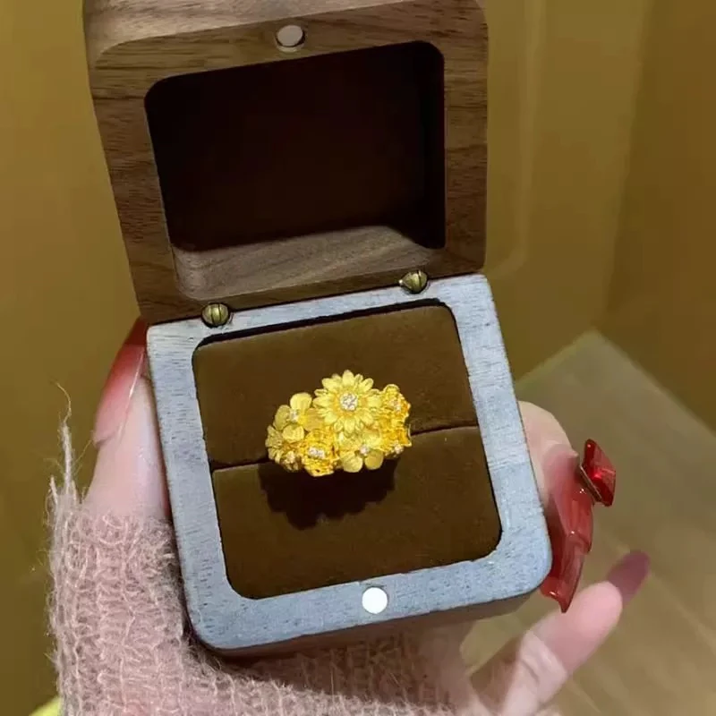 钛钢锆石戒指 镀K金繁花锦簇拉丝金色繁花戒指女轻奢高级感戒指