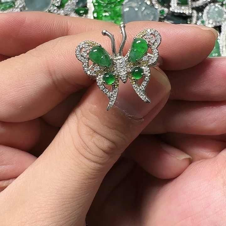 翡翠未镶嵌颈饰天然A货翡翠放漏