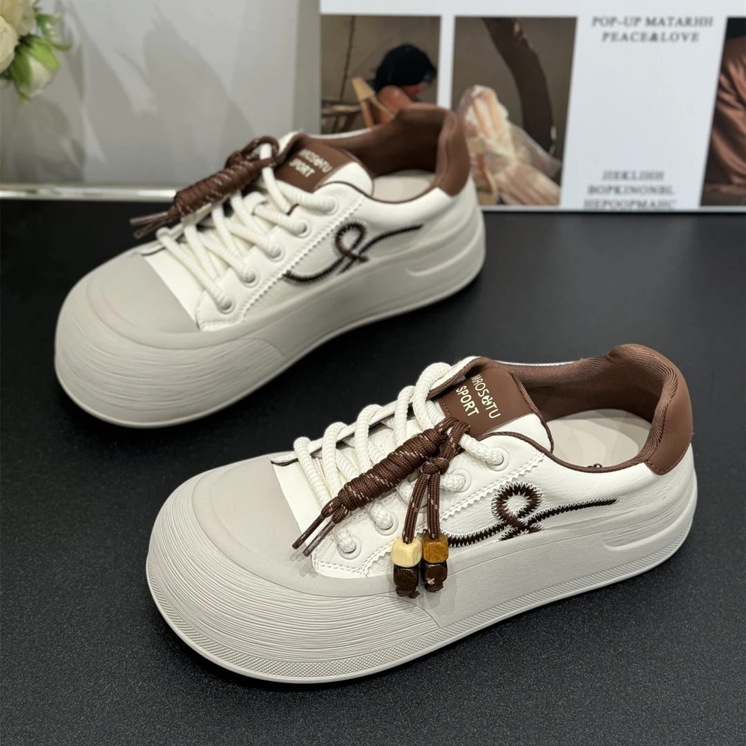 厚底小白鞋女2025秋季新款百搭休闲运动板鞋ins潮小众设计感女鞋