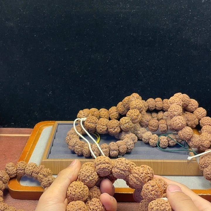 金刚菩提吊坠原皮原色