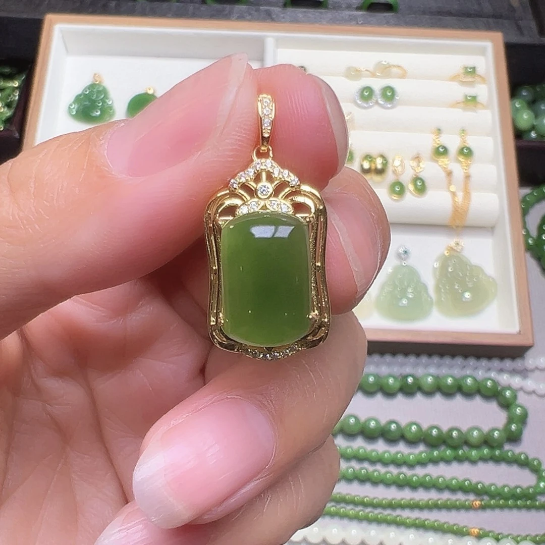 和田玉（碧玉）银S925镀金镶嵌颈饰