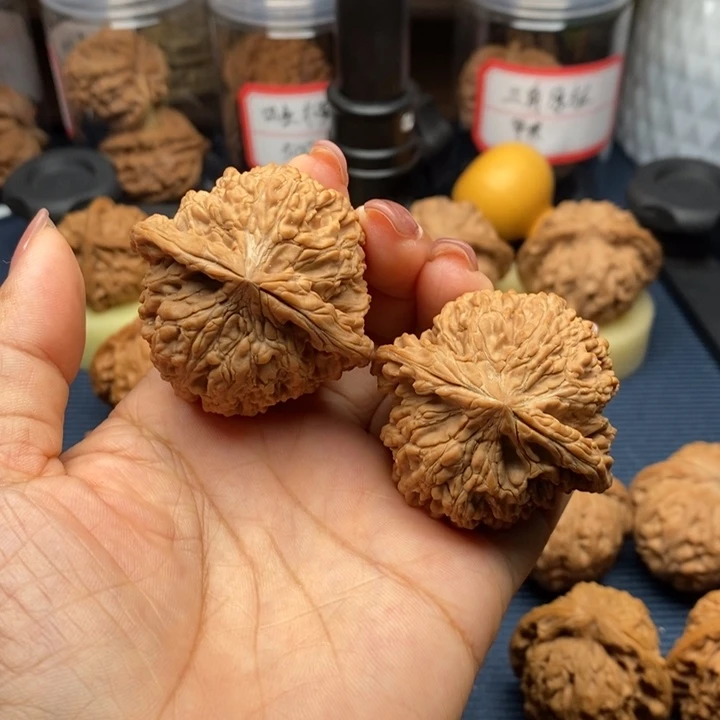吊坠文玩核桃45尺满天星全品